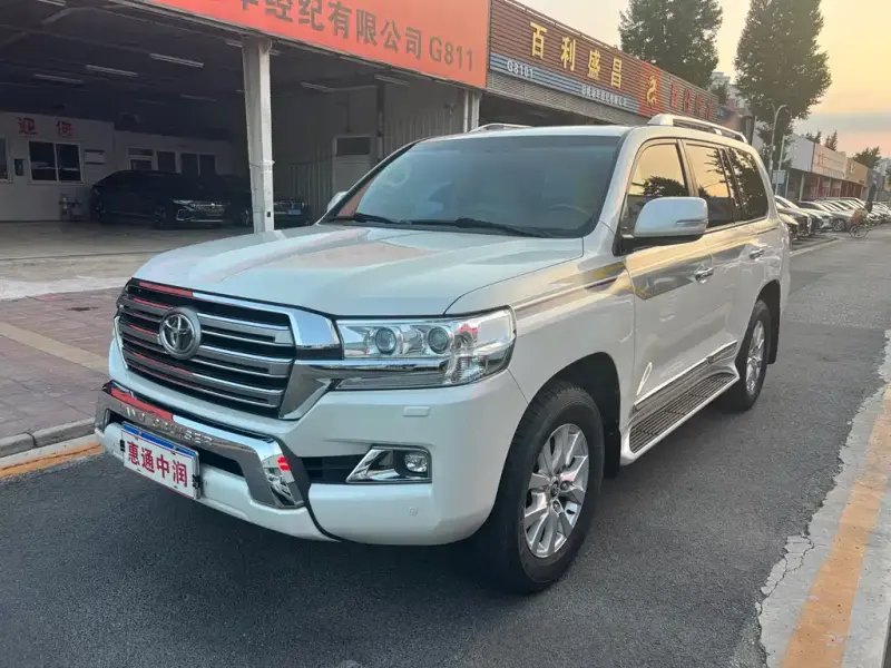 Toyota Land Cruiser, 2016