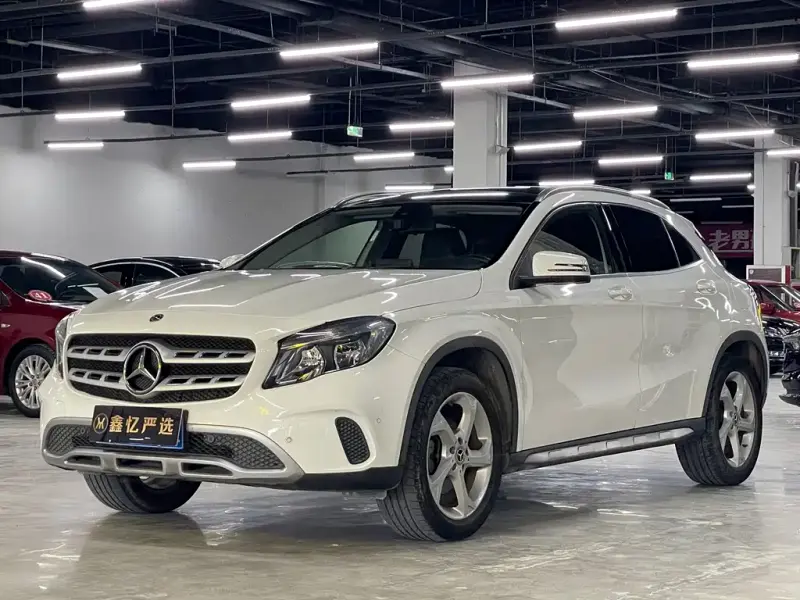 Mercedes-Benz GLA, 2018