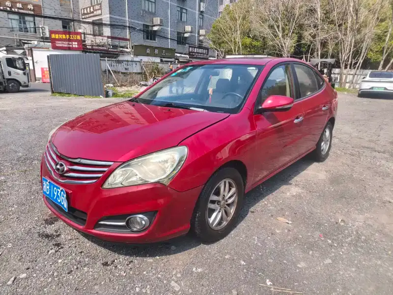 Hyundai Elantra, 2011