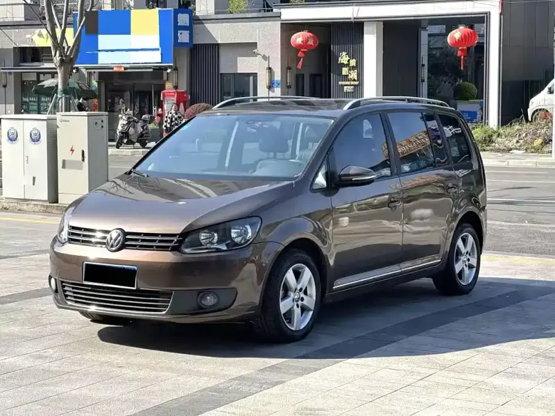Volkswagen Touran, 2014