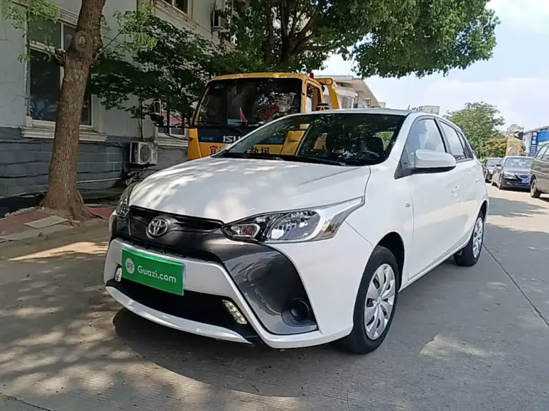 Toyota Yaris L, 2022