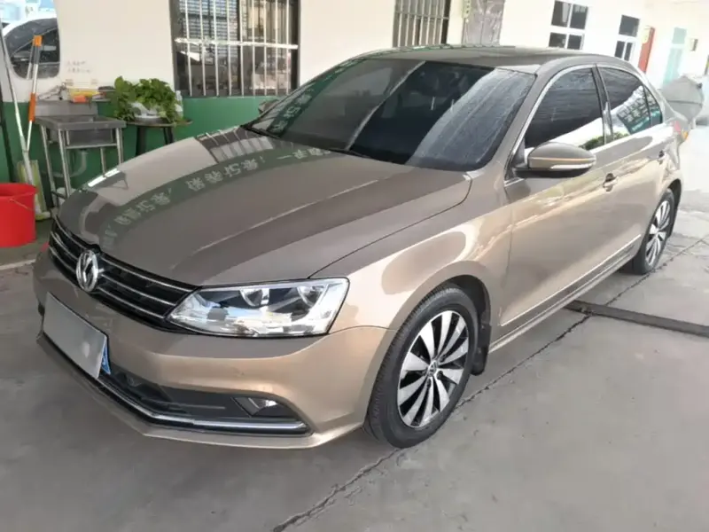 Volkswagen Sagitar, 2016