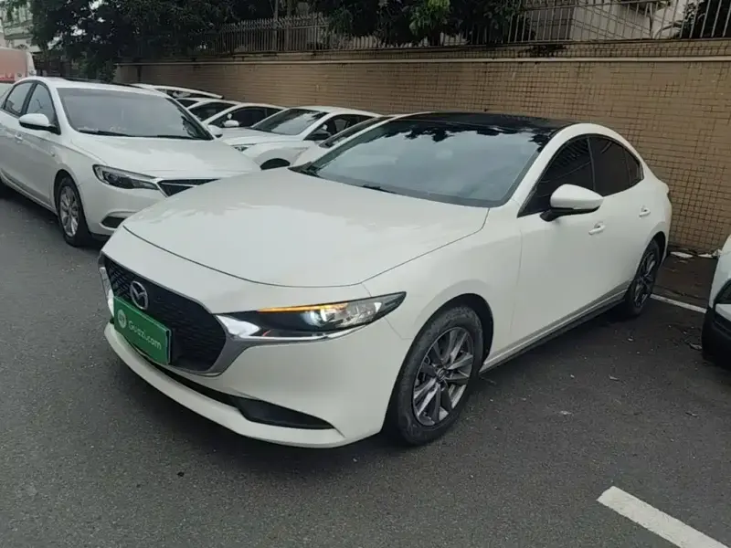 Mazda 3 Axela, 2023