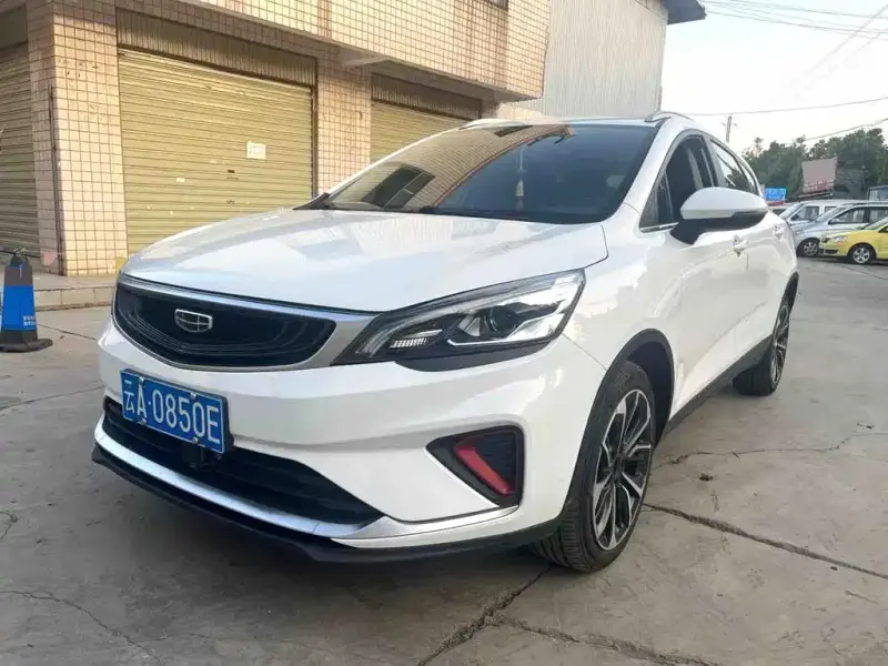 Geely Emgrand GS, 2021