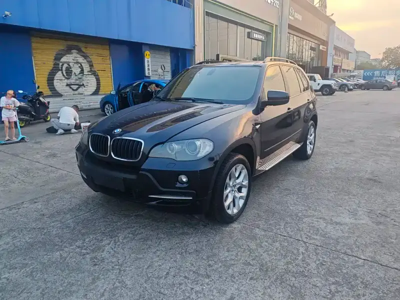 BMW X5 (Import), 2010