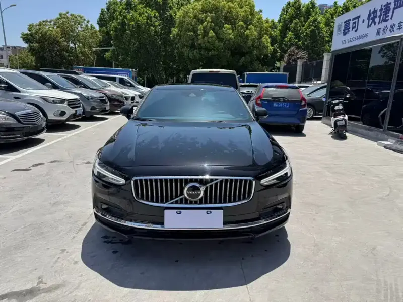 Volvo S90, 2020