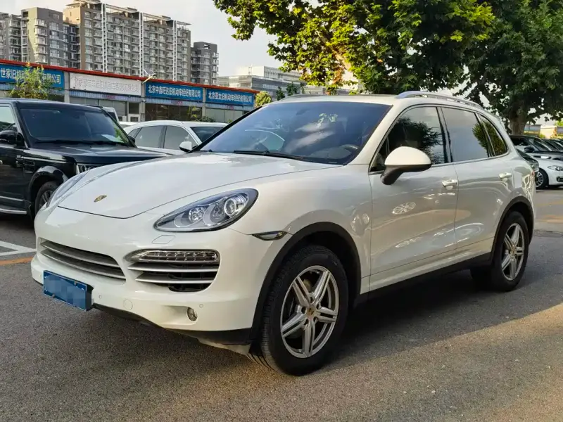 Porsche Cayenne, 2014