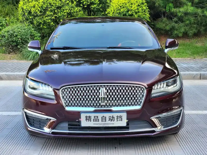Lincoln MKZ, 2017