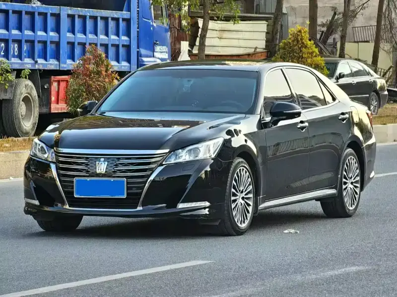 Toyota Crown, 2019