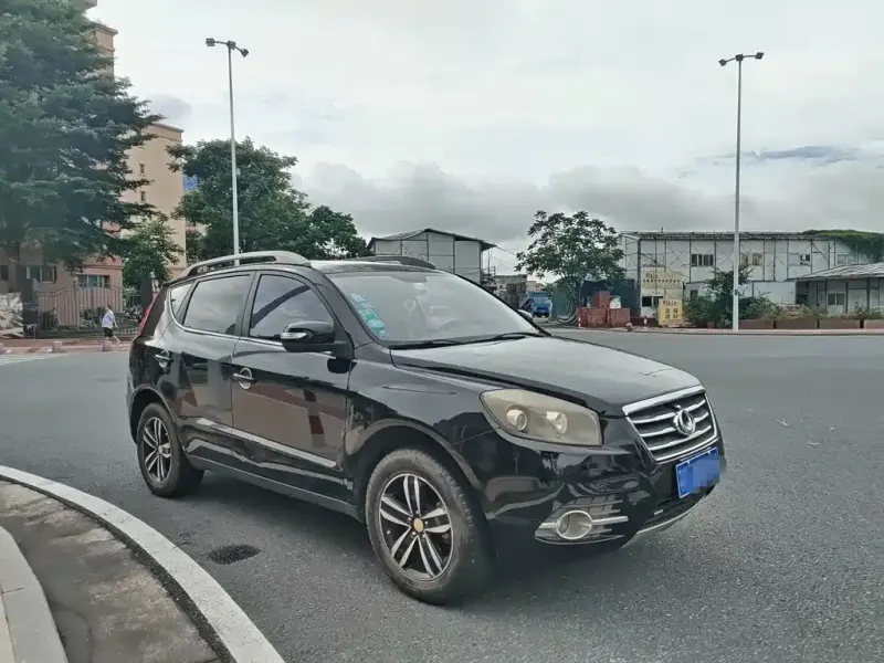 Geely GX7, 2015