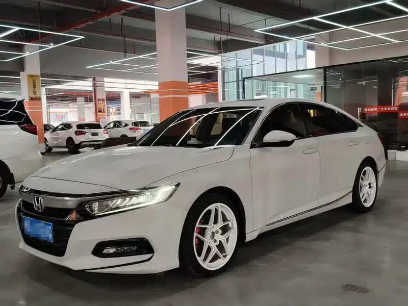 Honda Accord, 2019 — фото 1