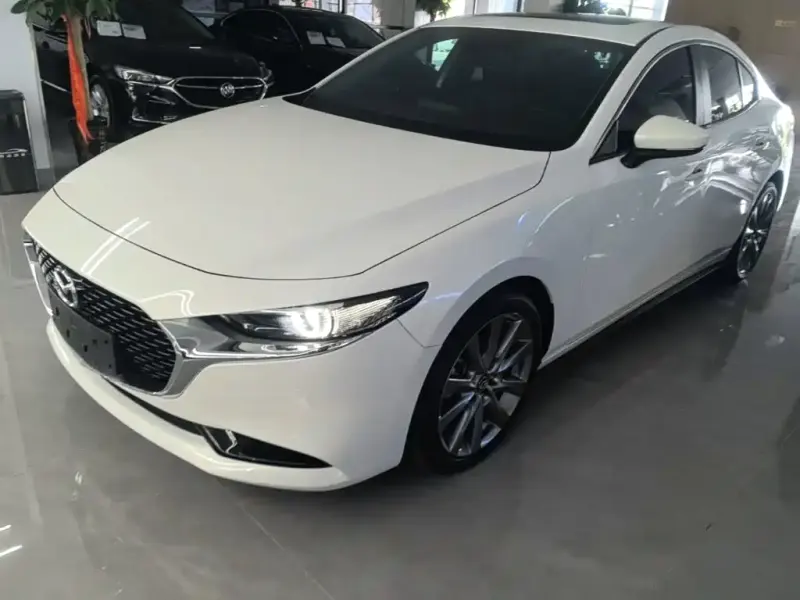 Mazda 3 Axela, 2023