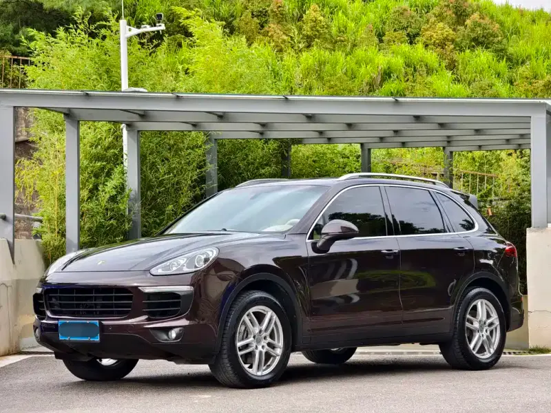Porsche Cayenne, 2015