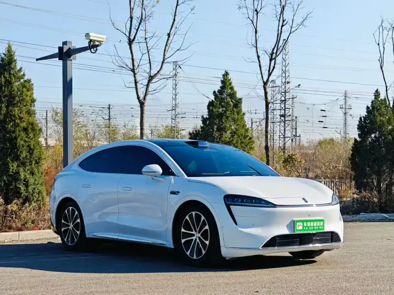 Luxeed Zhijie R7, 2025