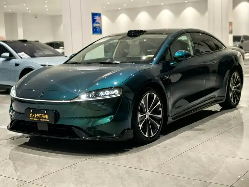 Luxeed Zhijie S7, 2025