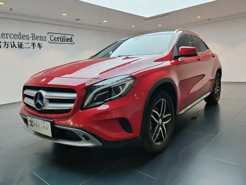 Mercedes-Benz GLA, 2016