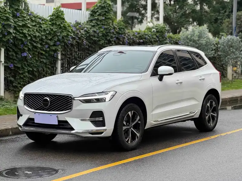 Volvo XC60, 2025
