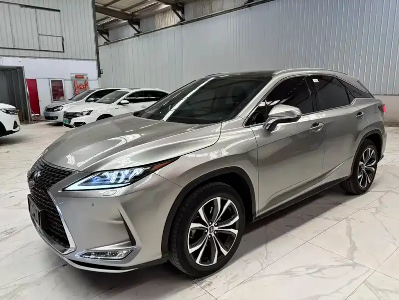 Lexus RX, 2021