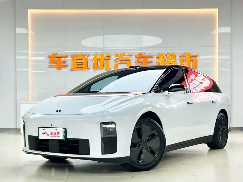 Li Auto i6, 2025