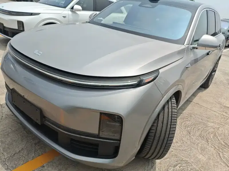 Li Auto Li L8, 2025