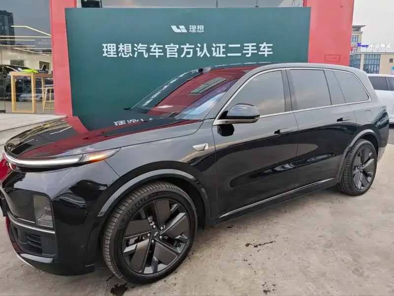 Li Auto Li L9, 2025