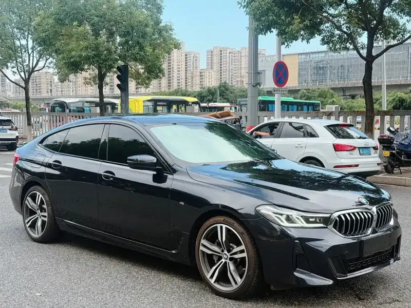 BMW 6 Series GT, 2024