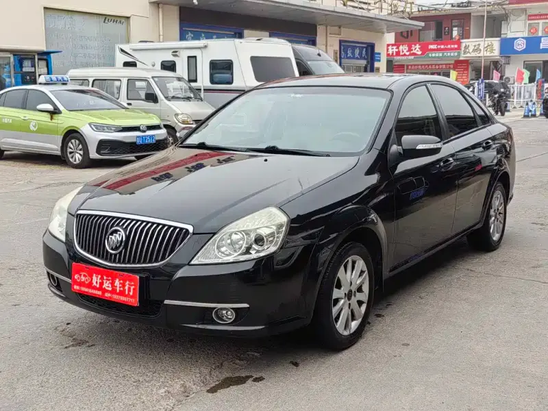 Buick Excelle, 2012
