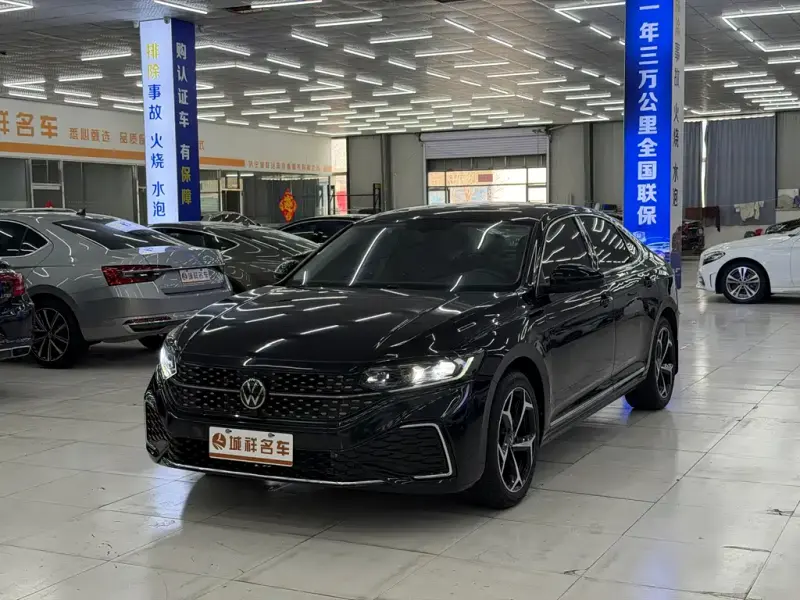 Volkswagen Passat, 2023