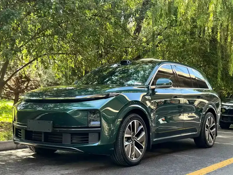 Li Auto Li L8, 2025