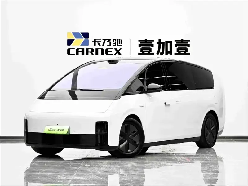 Li Auto Li MEGA, 2025