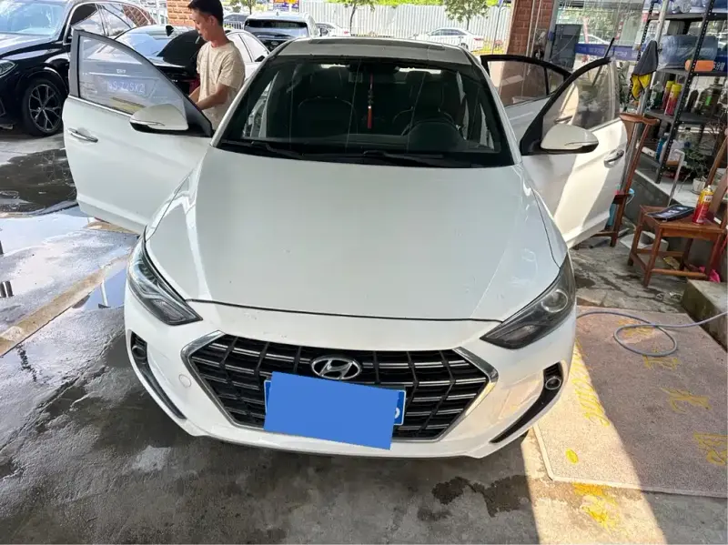 Hyundai Elantra, 2020