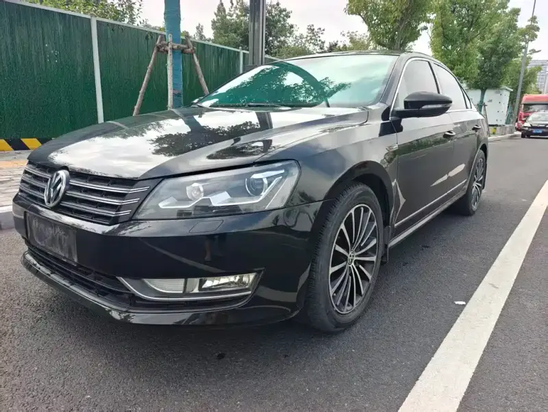 Volkswagen Passat, 2015