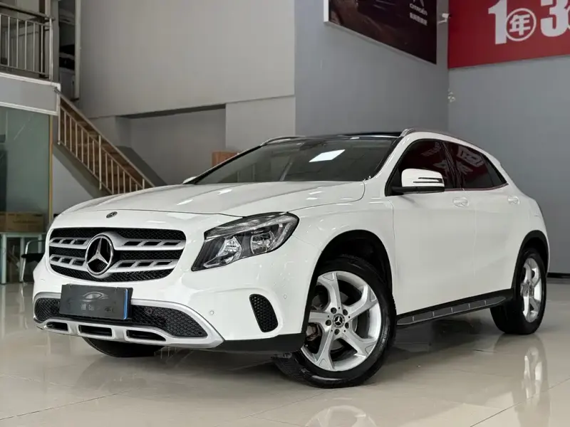 Mercedes-Benz GLA, 2017