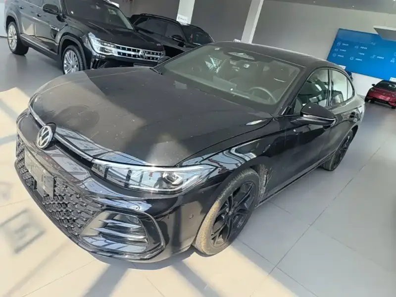 Volkswagen Passat, 2025