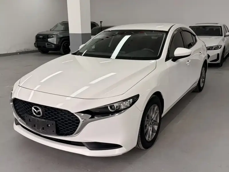 Mazda 3 Axela, 2022