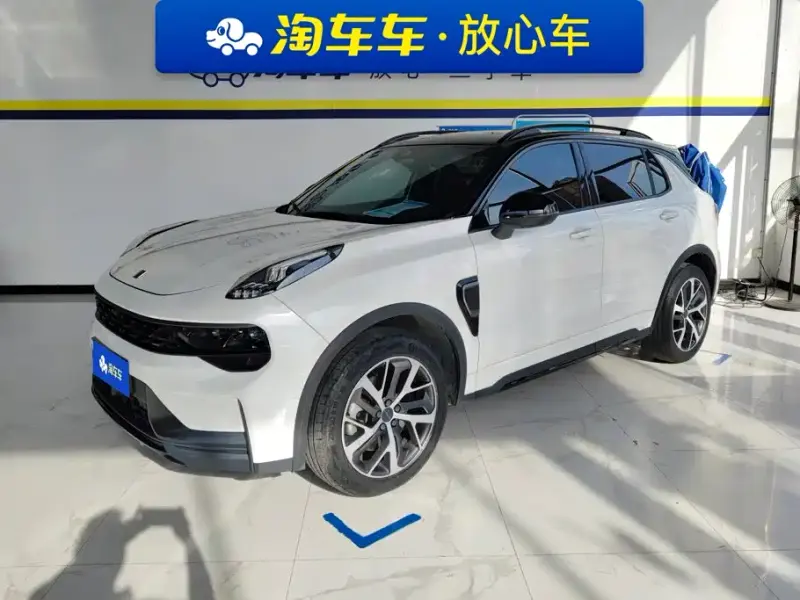 Lynk & Co 01 EM-P, 2021