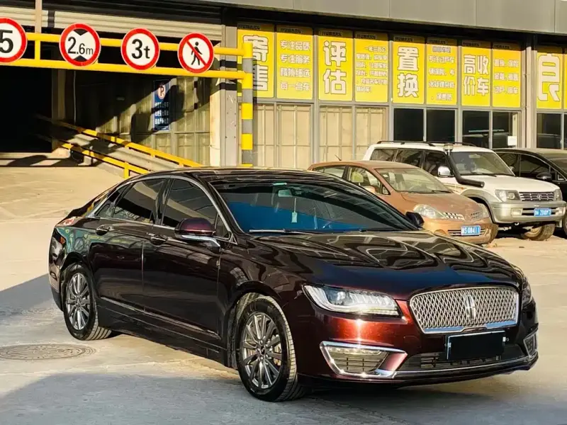 Lincoln MKZ, 2019