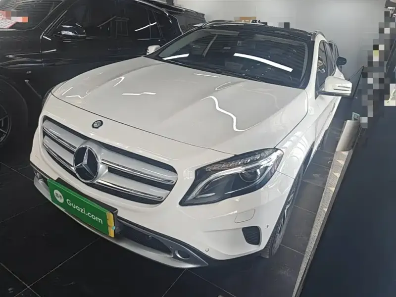 Mercedes-Benz GLA, 2016