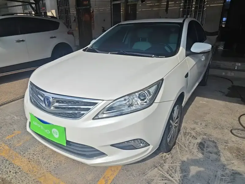 Changan Eado, 2015 — фото 1