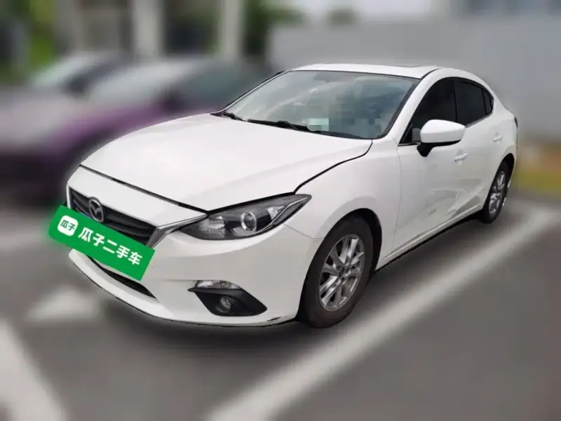 Mazda 3 Axela, 2016