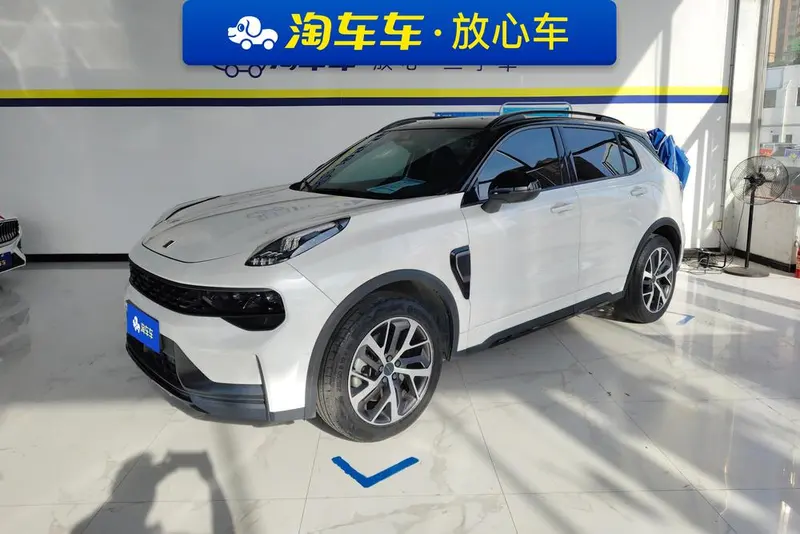 Lynk & Co 01 EM-P, 2021