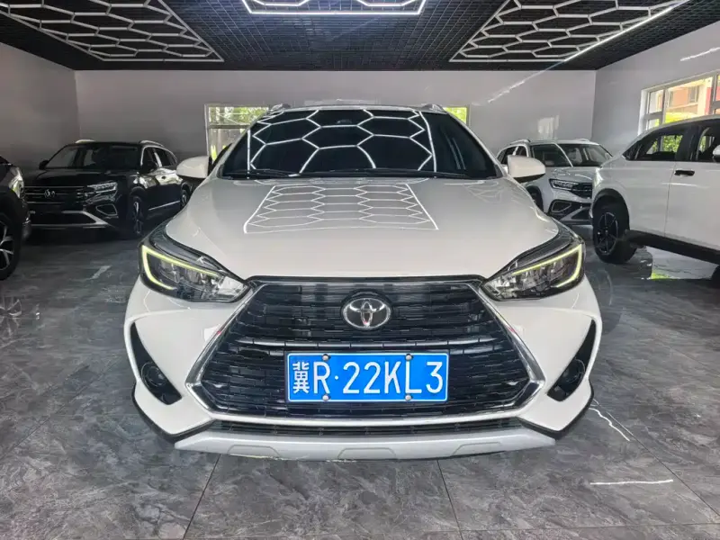Toyota Yaris L, 2022
