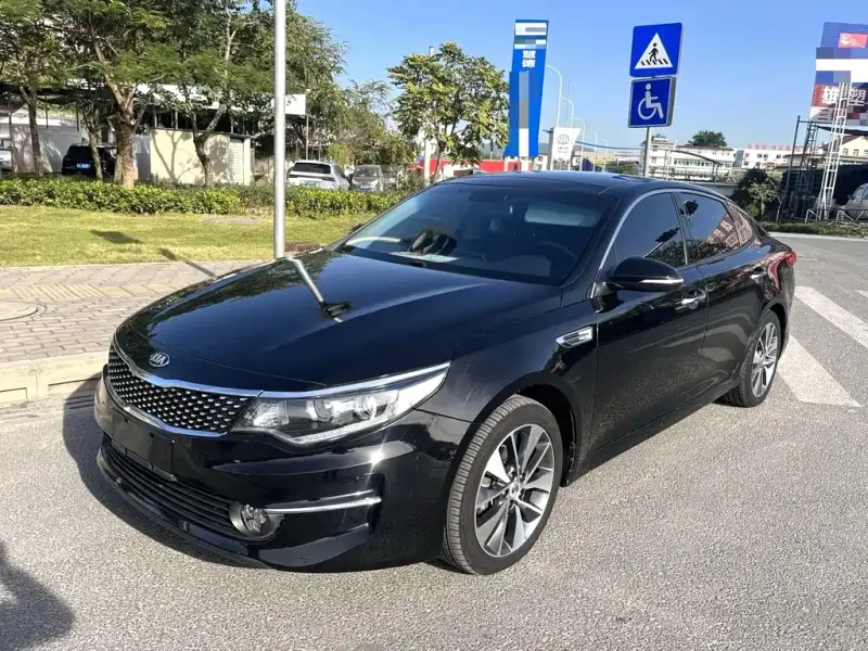 Kia K5, 2016