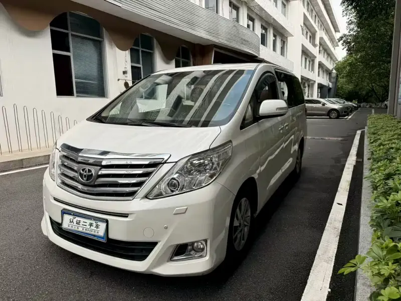 Toyota Alphard, 2014