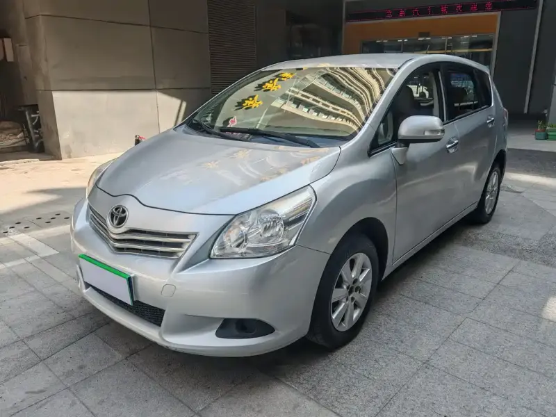 Toyota Verso, 2011