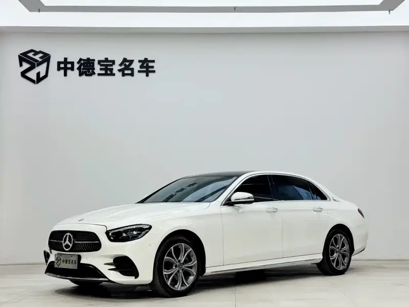 Mercedes-Benz E-Class, 2022