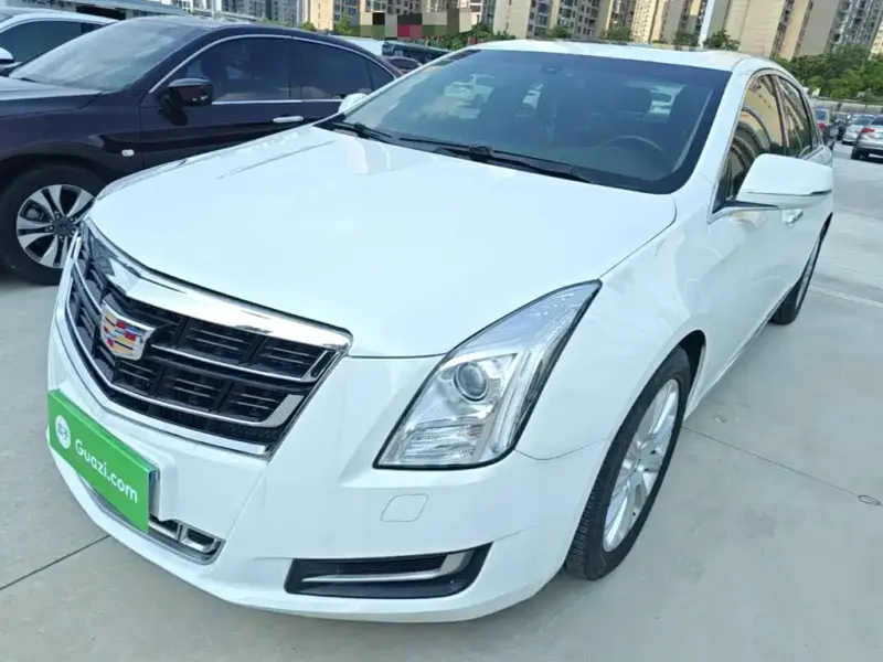 Cadillac XTS, 2015
