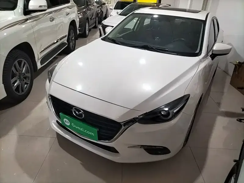 Mazda 3 Axela, 2019
