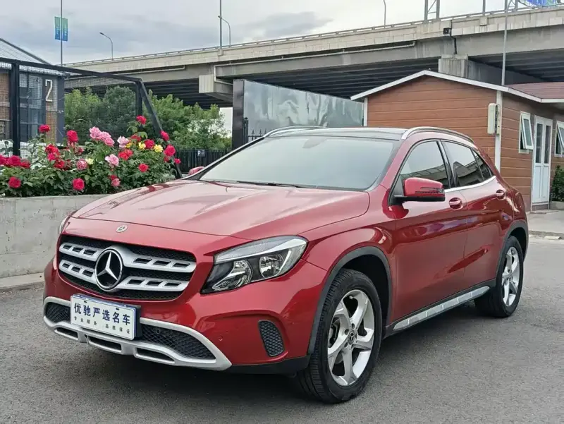 Mercedes-Benz GLA, 2017
