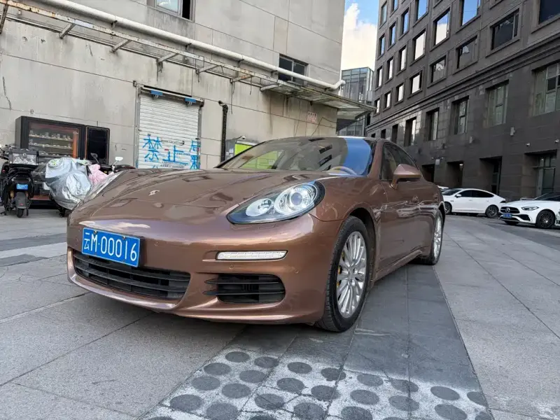 Porsche Panamera, 2014